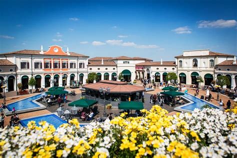 palmanova outlet village venice.